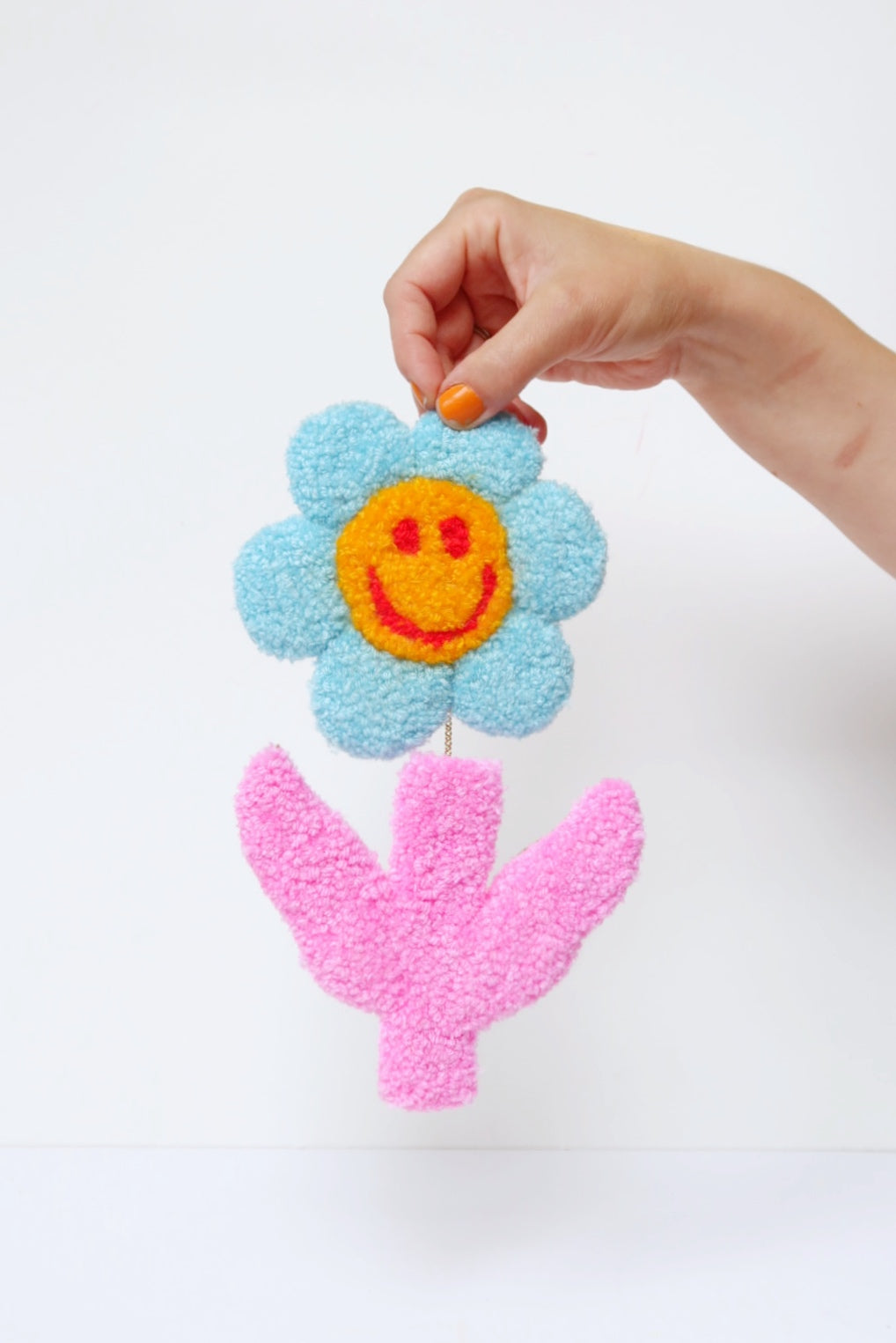 Stor Smiley Face Blomst - Lyseblå, Gul & Pink Tekstilkunst