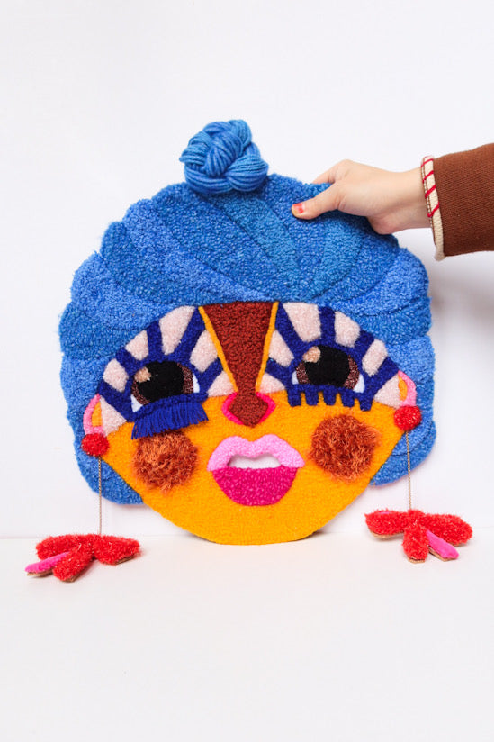 Lise For Alvor - Blå, Gul, Brun, Rød & Lyserød - Plakat af Håndlavet Tuftet Maske