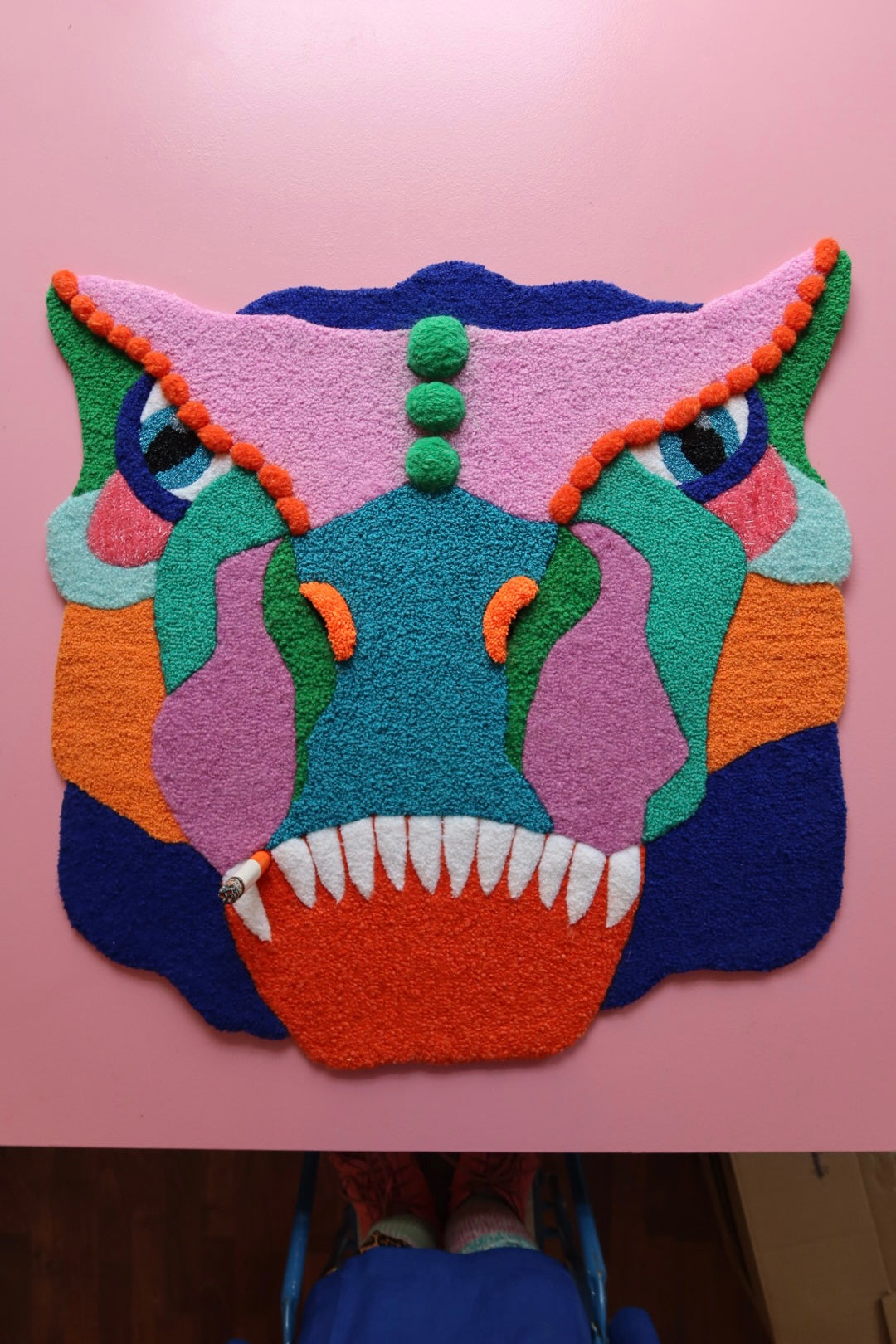 T-Rex - Tekstilmaske i Blå, Orange, Syren, Grøn & Aqua