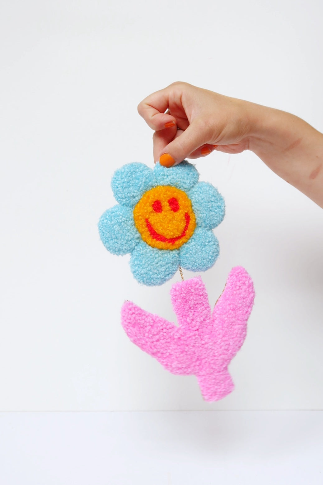 Stor Smiley Face Blomst - Lyseblå, Gul & Pink Tekstilkunst