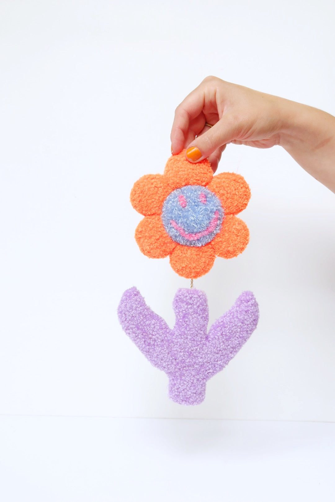 Stor Smiley Face Blomst - Orange, Lyseblå & Syren Tekstilkunst