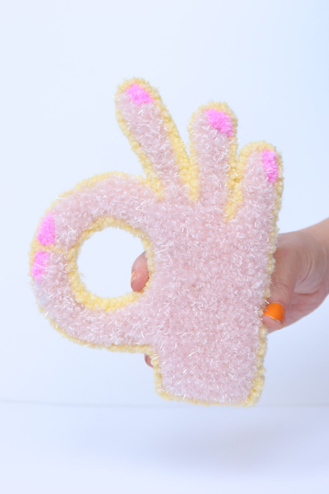 Det Bliver OK! - Soft Pink & Gul Tekstilkunst