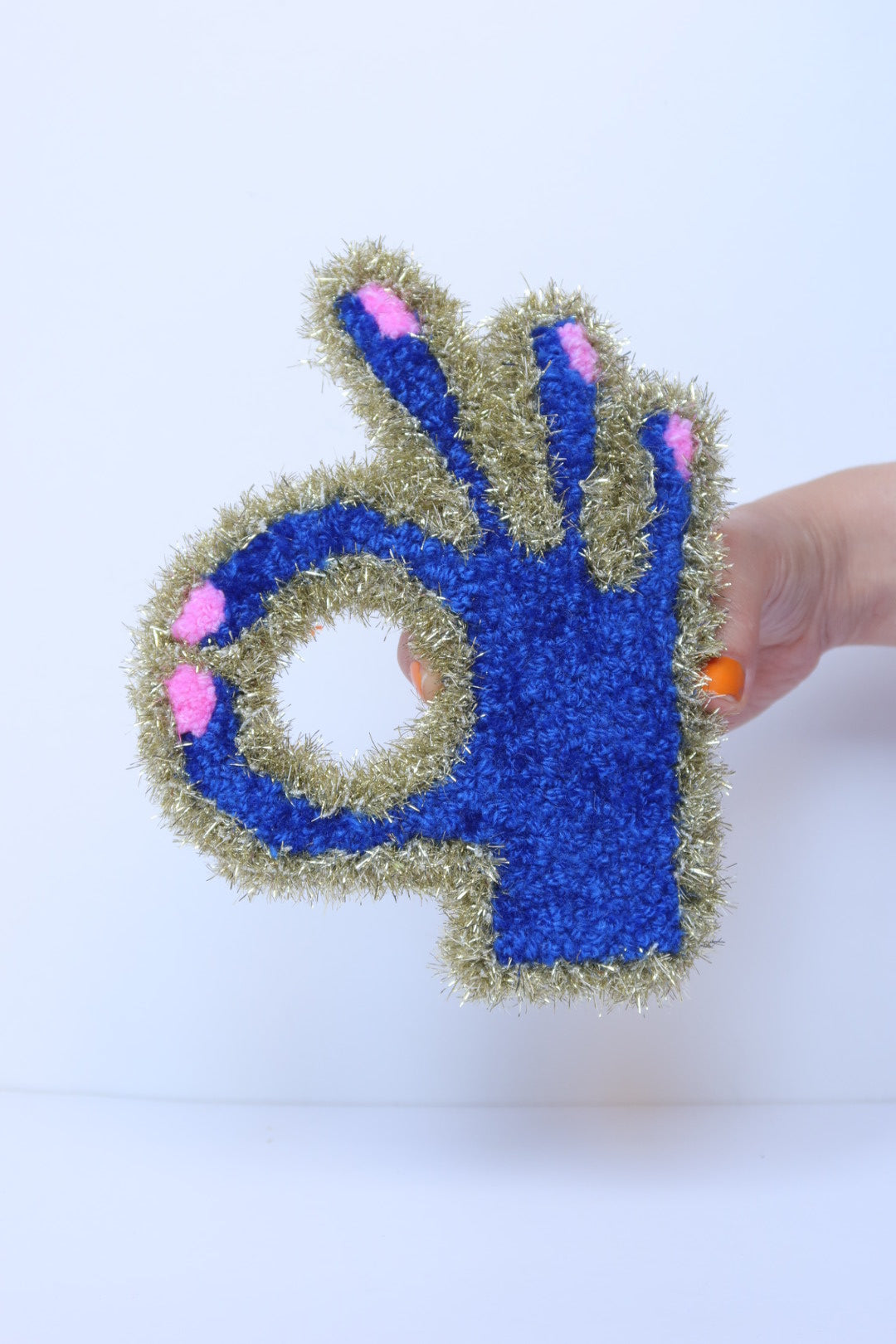 Det Bliver OK! - Blue & Gold Tekstilkunst