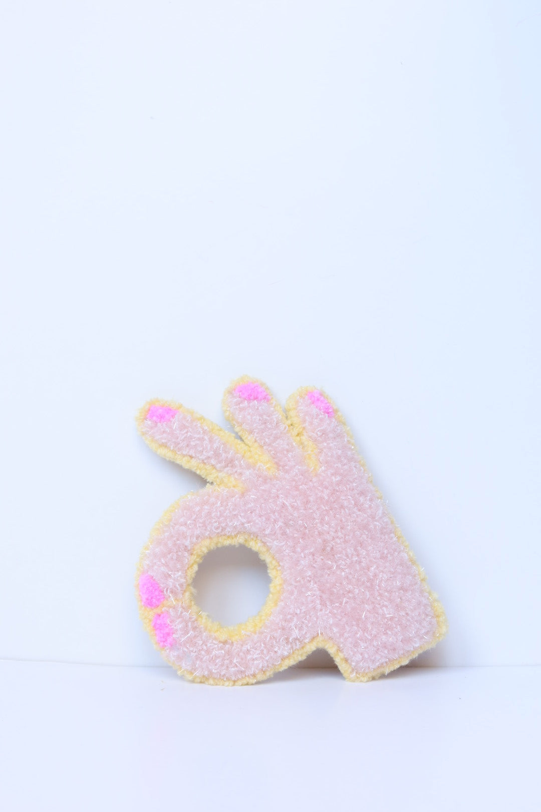 Det Bliver OK! - Soft Pink & Gul Tekstilkunst