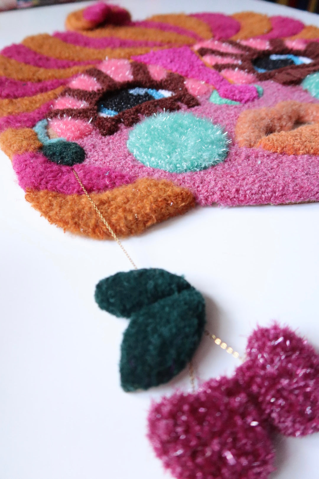 Hanna - Textile Mask in Warm Brown and Fuchsia