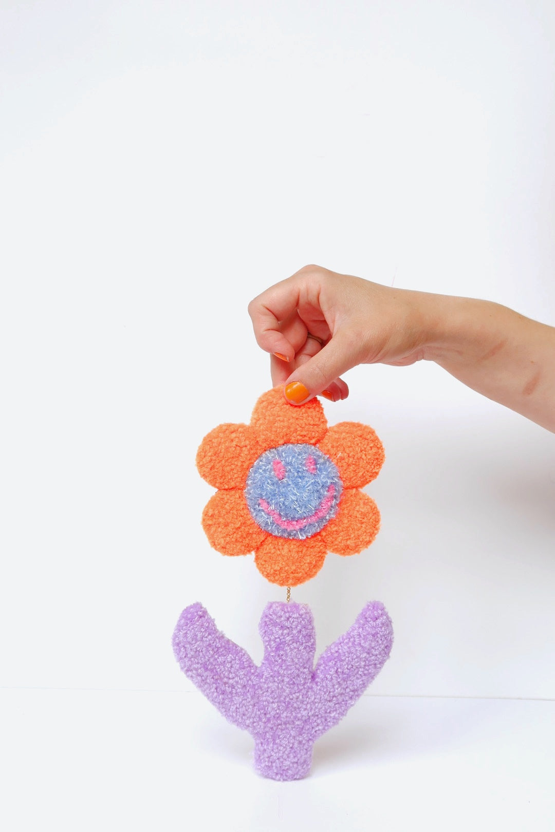 Stor Smiley Face Blomst - Orange, Lyseblå & Syren Tekstilkunst