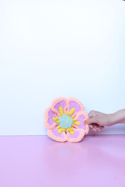 Lyselilla, Koral & Gul Blomst Skulptur - Formbar Tekstilkunst