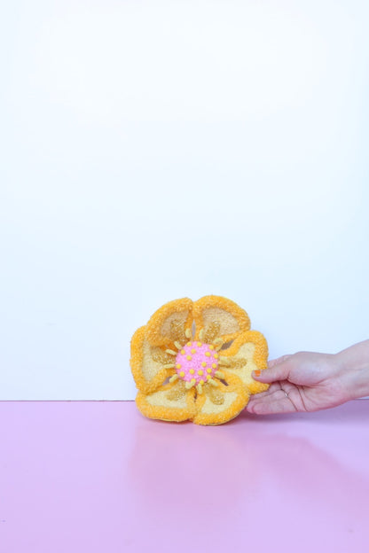 Gul Blomst Skulptur - Formbar Tekstilkunst