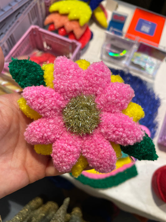 Fluffy Floral Hair Clip/Brooch