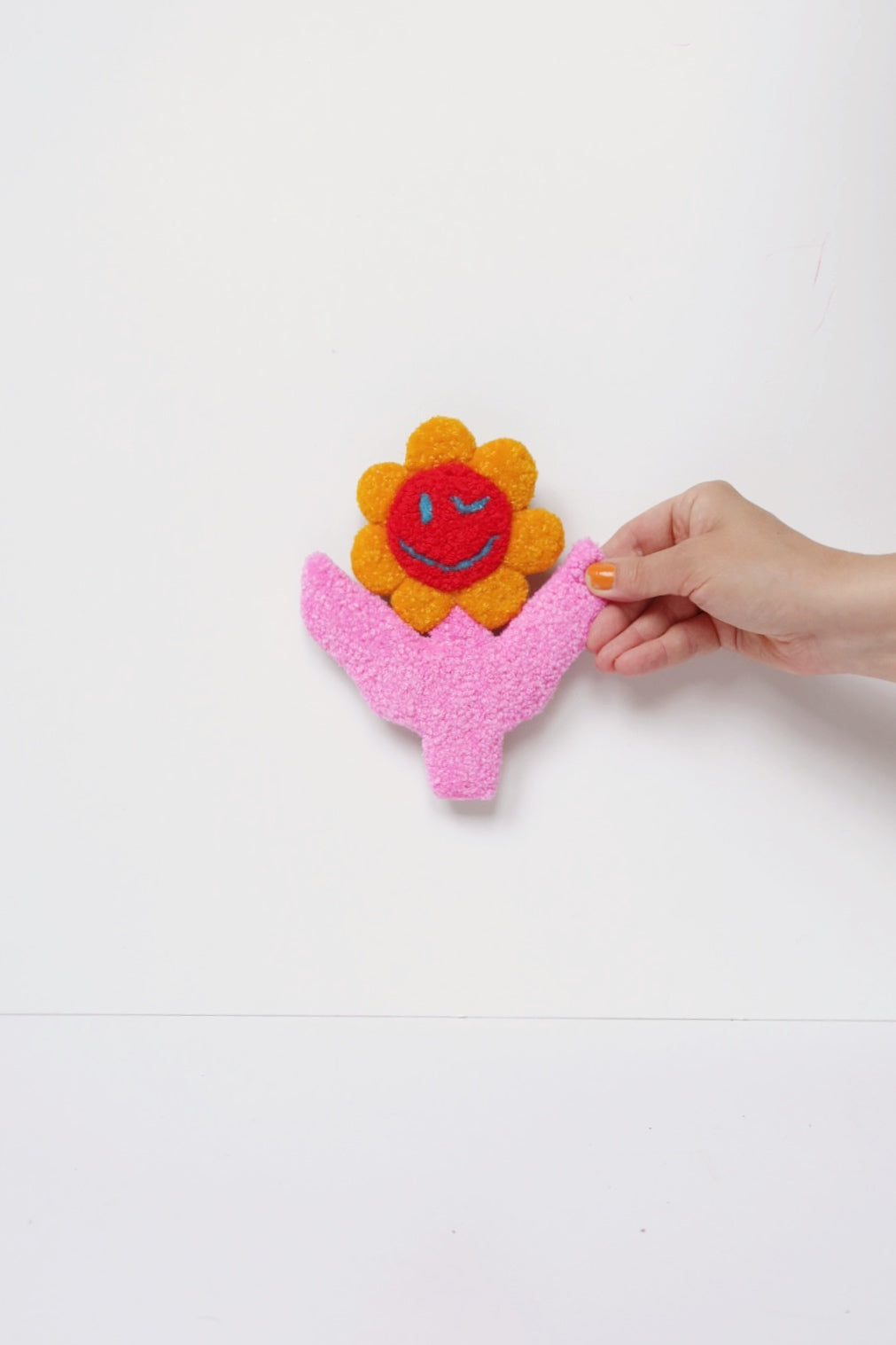 Smiley Face Blomst - Gul, Rød & Pink Tekstilkunst