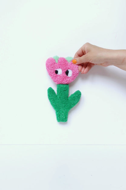 Blomst med Øjne - Lyserød & Grøn Tekstilkunst