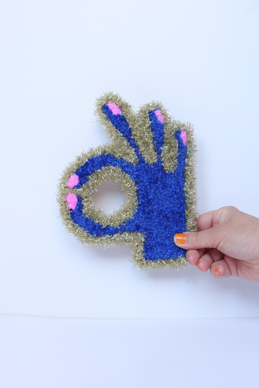 Det Bliver OK! - Blue & Gold Tekstilkunst