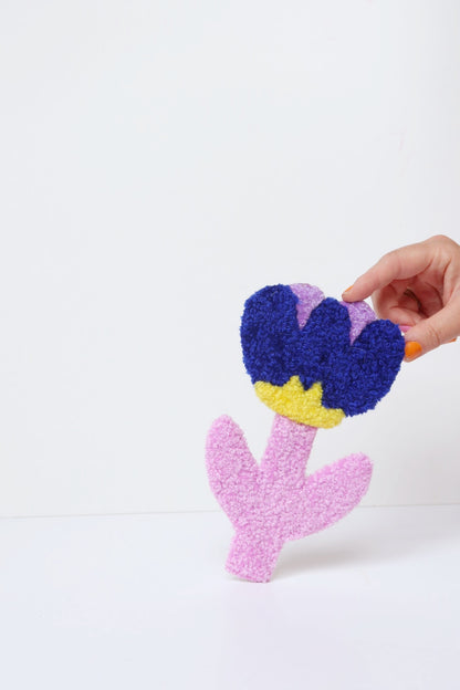 Blomst - Blå, Gul & Lyserød Tekstilkunst